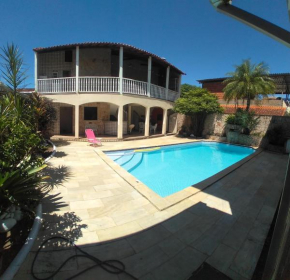 Casa de novela , Sol e piscina